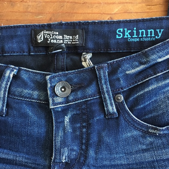 Sz 25/1 distressed Volcom skinny jeans - Picture 6 of 6